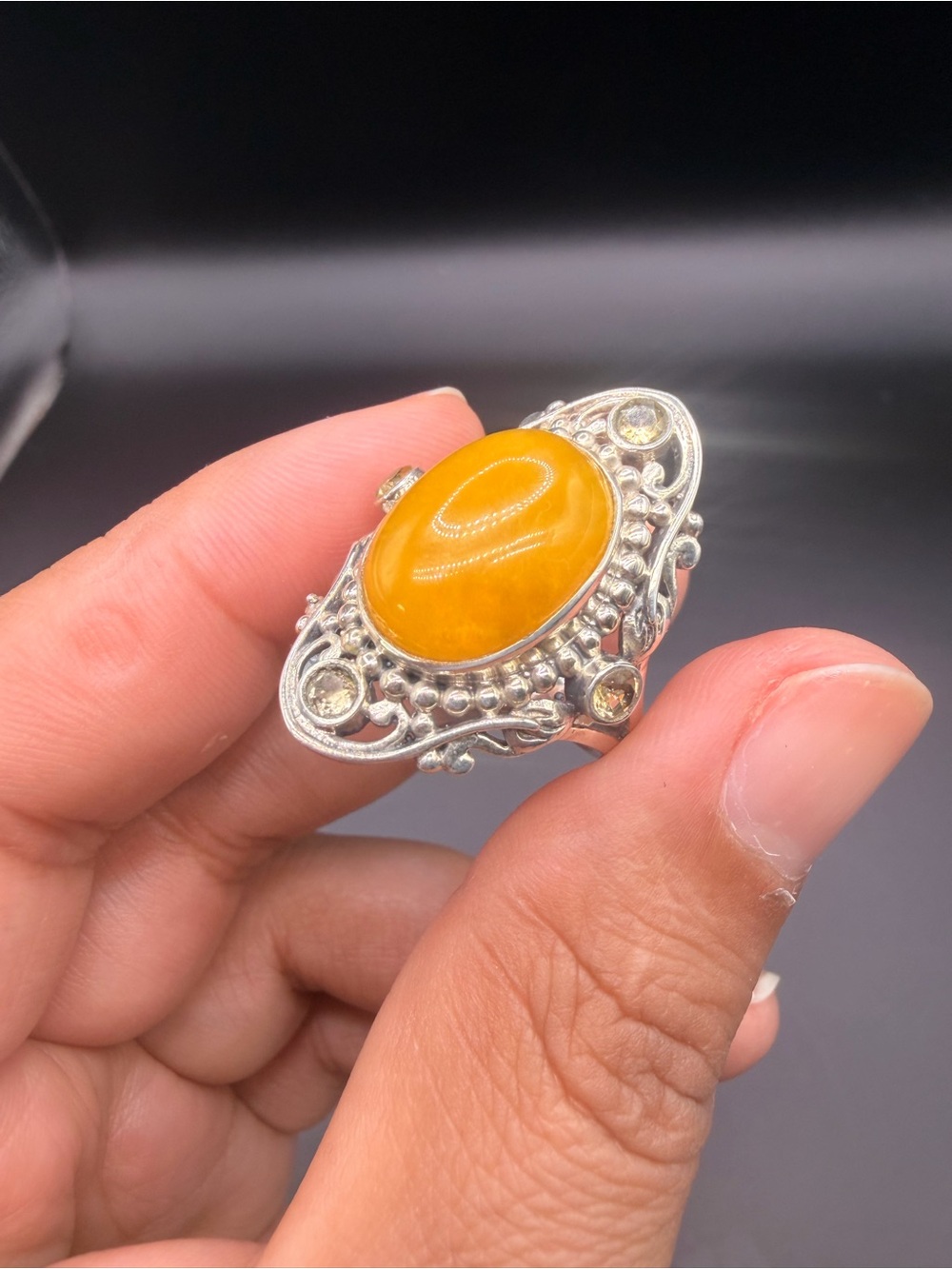 925 Sterling Silver Yellow Jade & Topaz Ring Size 9.25.